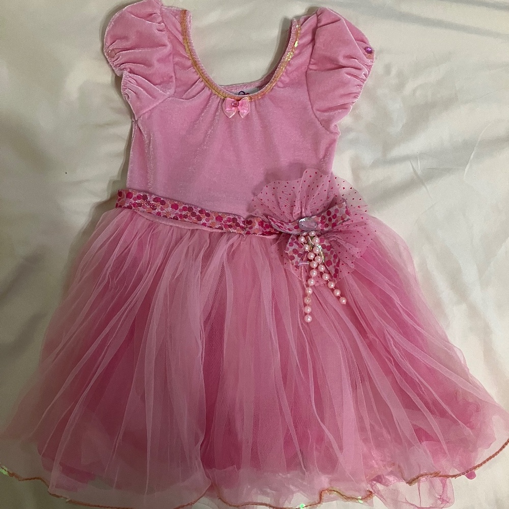 Dance costume